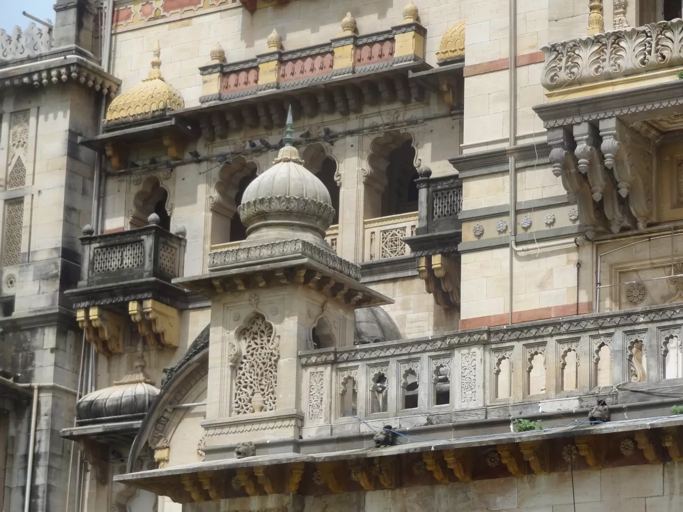 Photo of Lakshmi Vilas Palace By Harry Patel