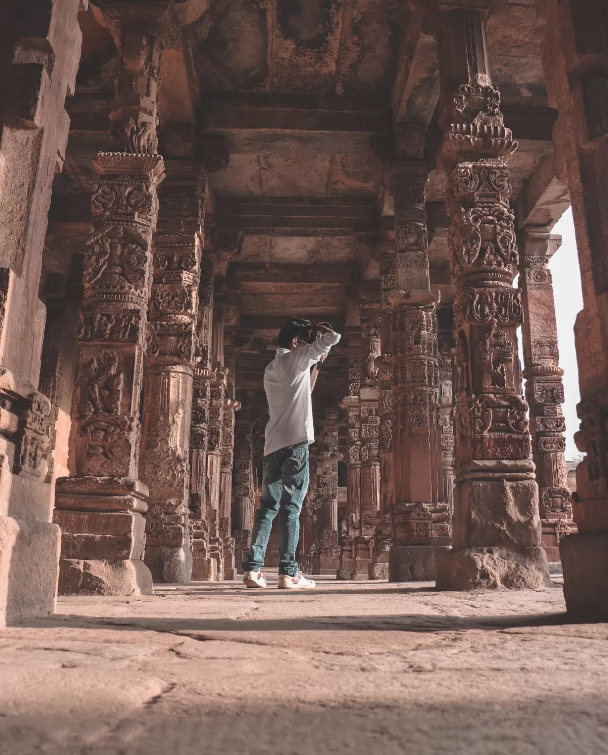 Photo of Qutub Minar Complex By Yudhajit Dey