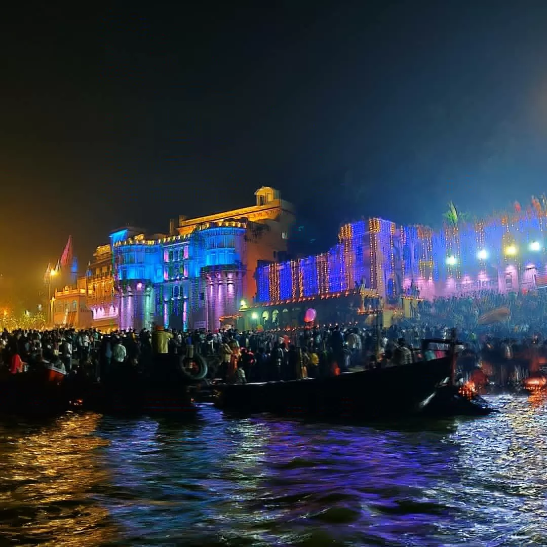 Photo of Varanasi By Shruti Muddup