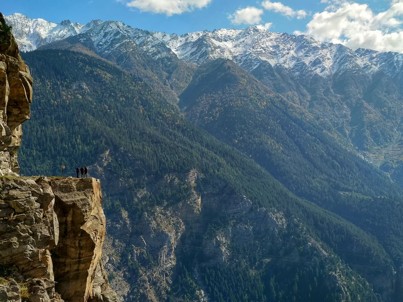 Photo of Roghi Cliff - Sucide Point Kalpa By AJMAL MOHAMMED SHERIF