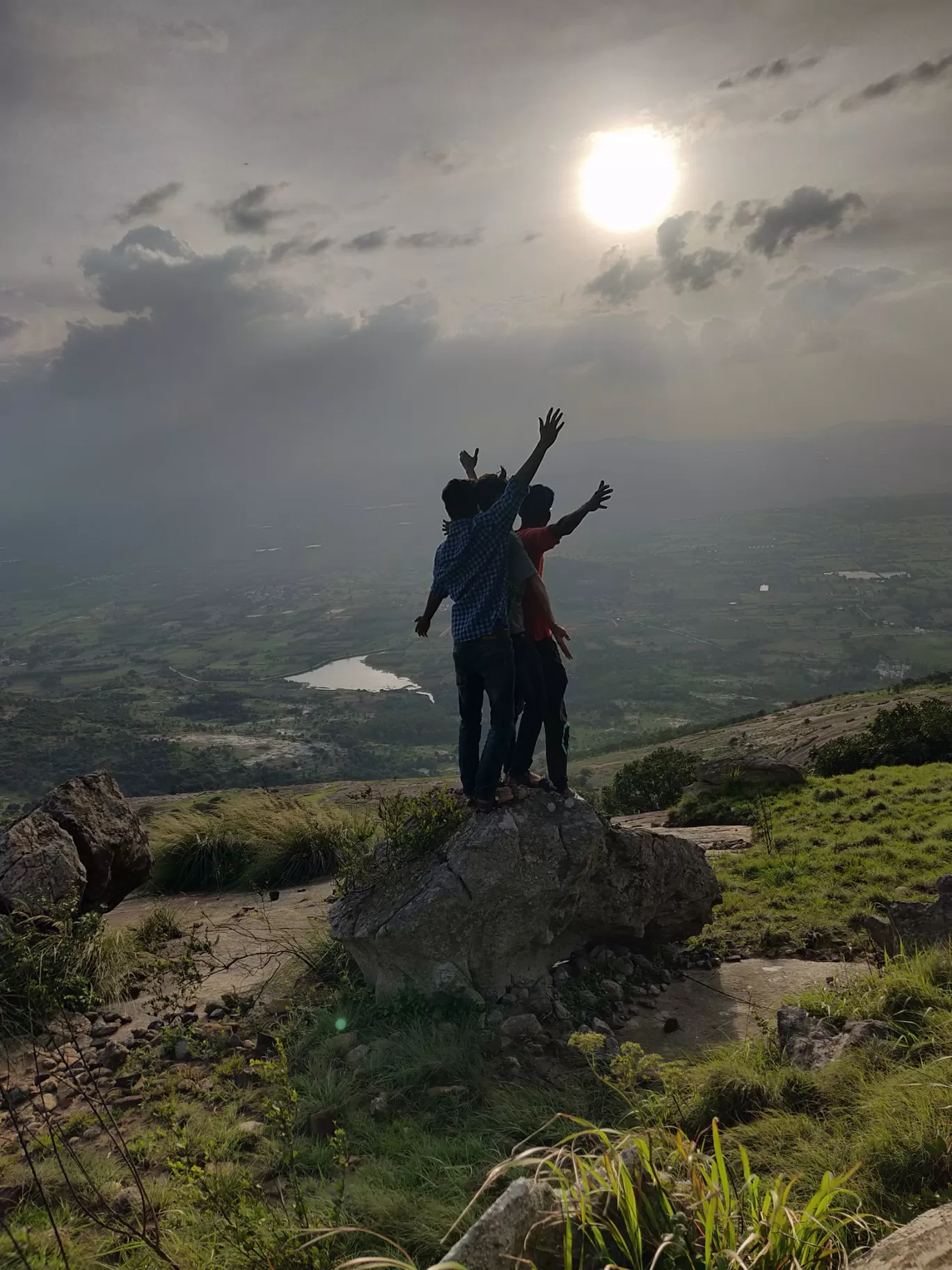 Photo of Skandagiri Hills By vishnu reddy