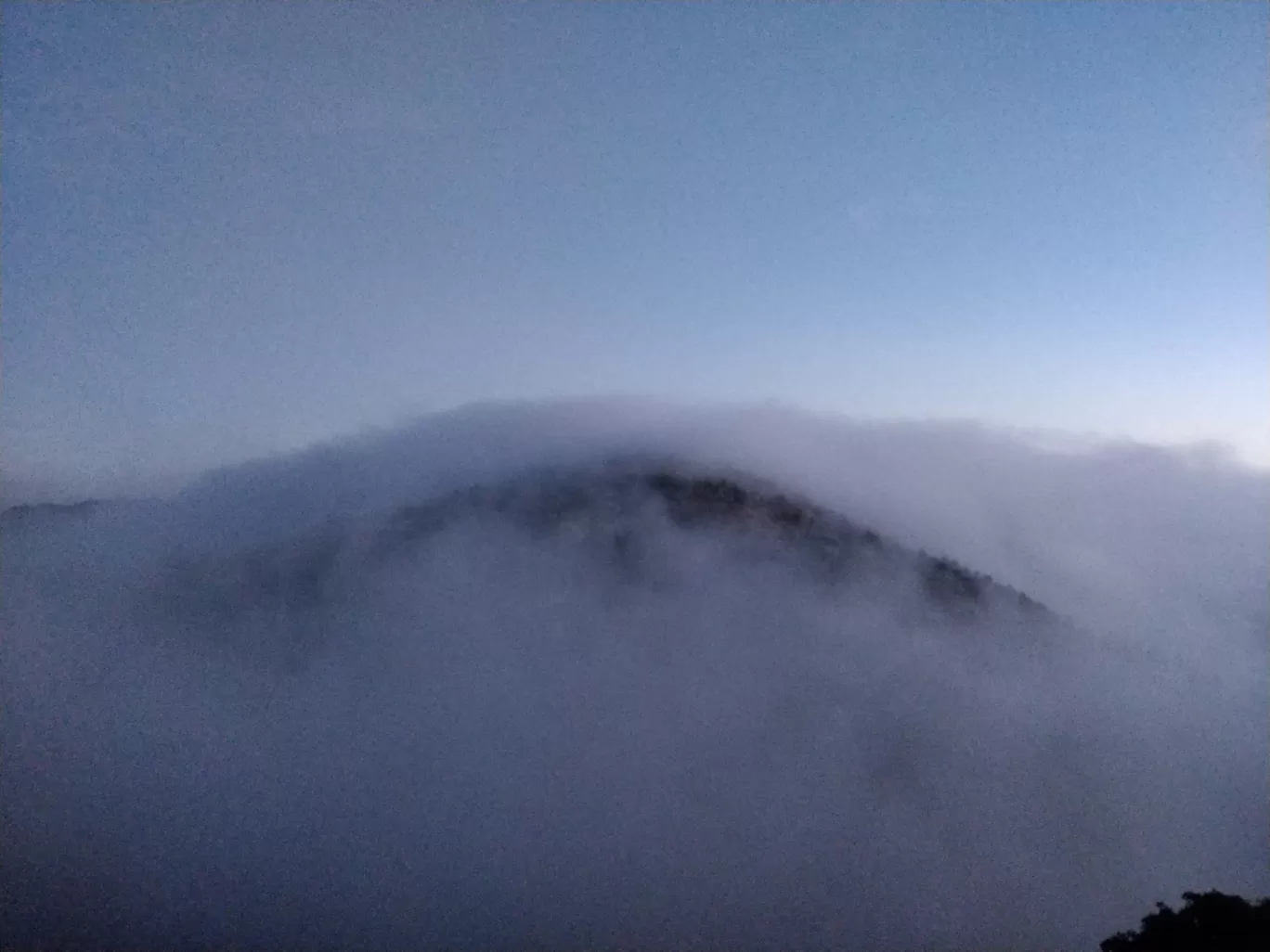 Photo of Skandagiri Hills By vishnu reddy