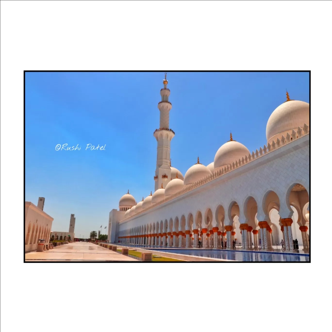 Photo of Grand Mosque - Abu Dhabi - United Arab Emirates By Rushi Patel