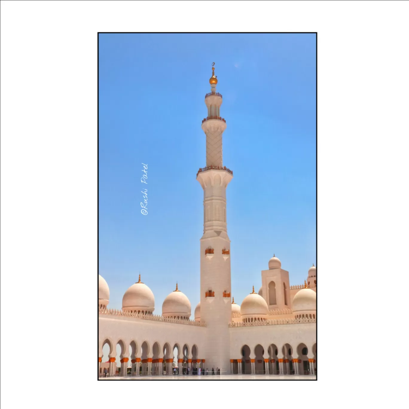 Photo of Grand Mosque - Abu Dhabi - United Arab Emirates By Rushi Patel