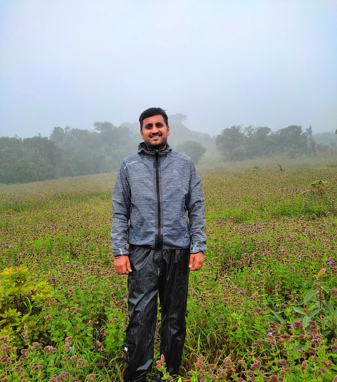 Photo of Kotebetta View Point By Hitesh Gowda 