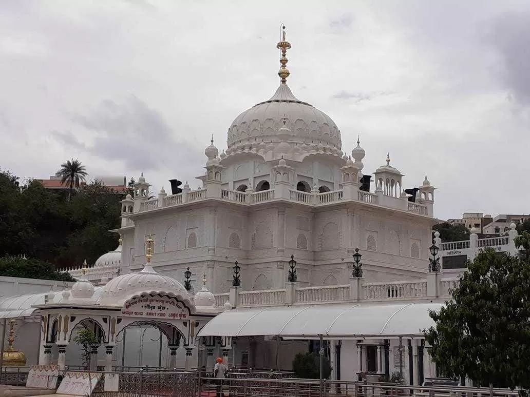 Photo of Hyderabad By Saikat Dey