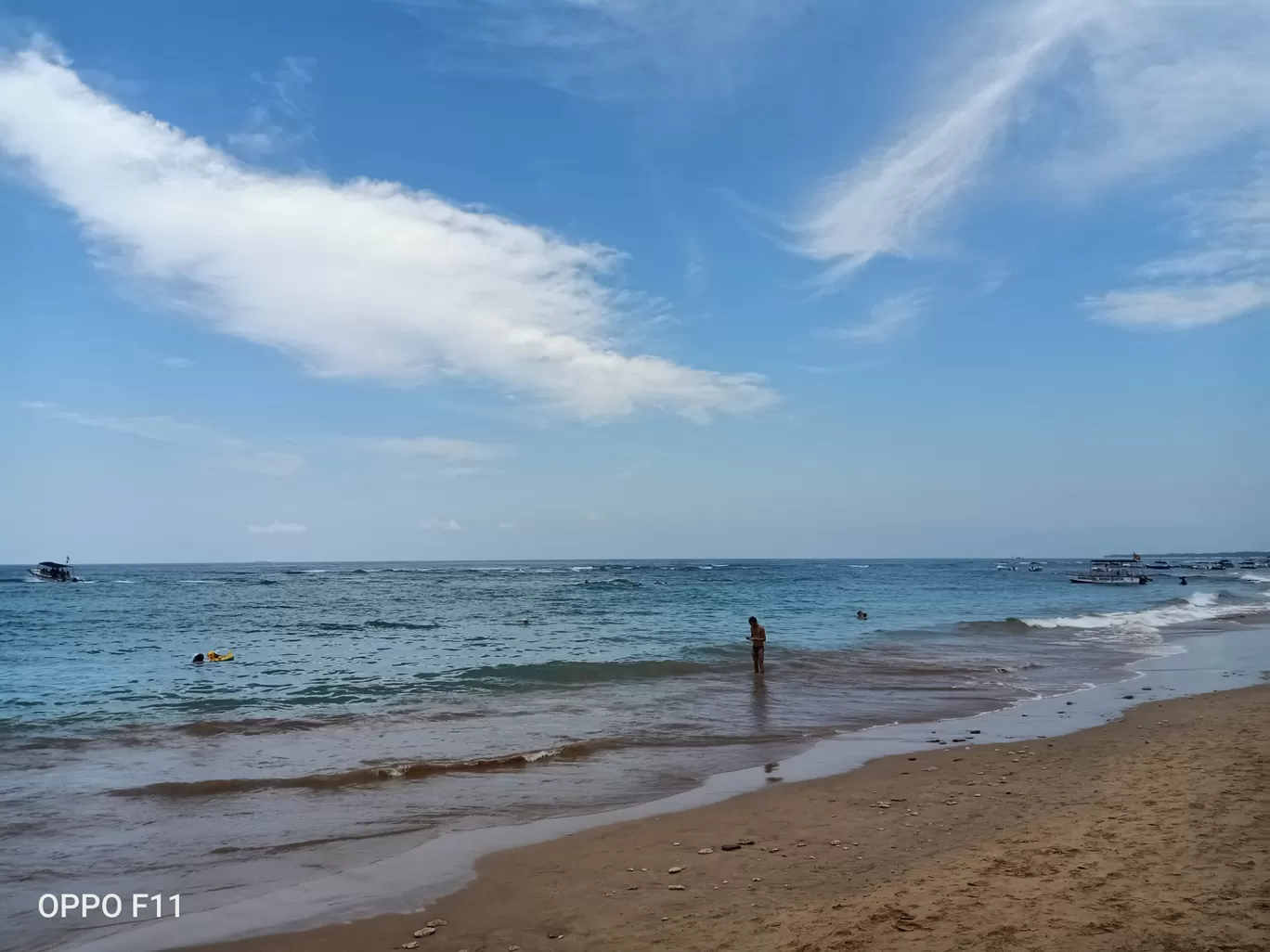 Photo of Hikkaduwa Beach By Saikat Dey