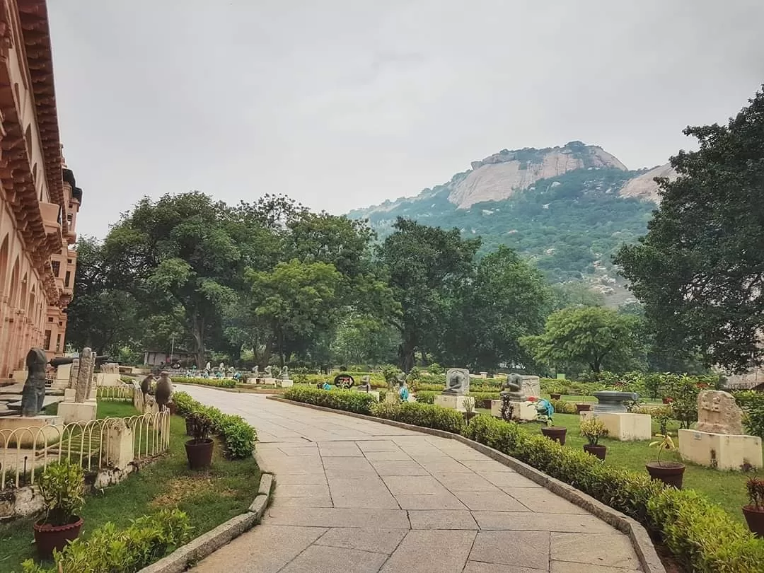 Photo of Chandragiri Fort Road By thesunnyside