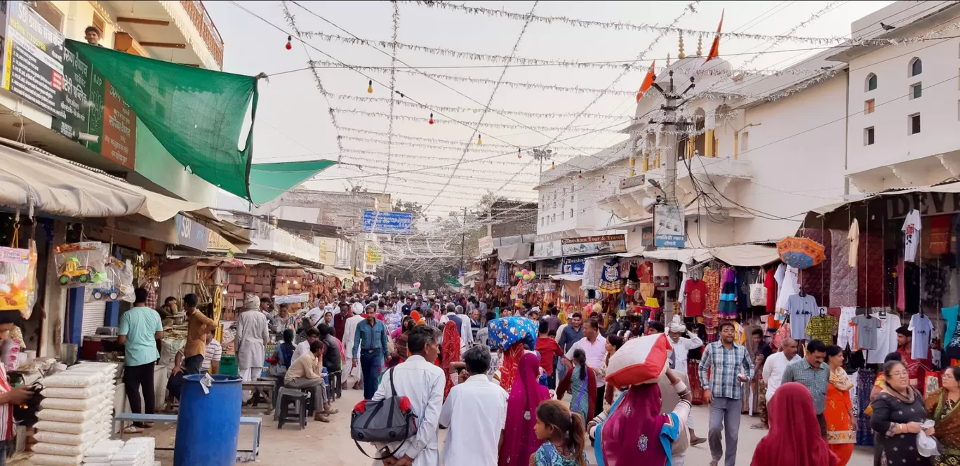 Photo of Pushkar Lake By Avdhesh Parashar