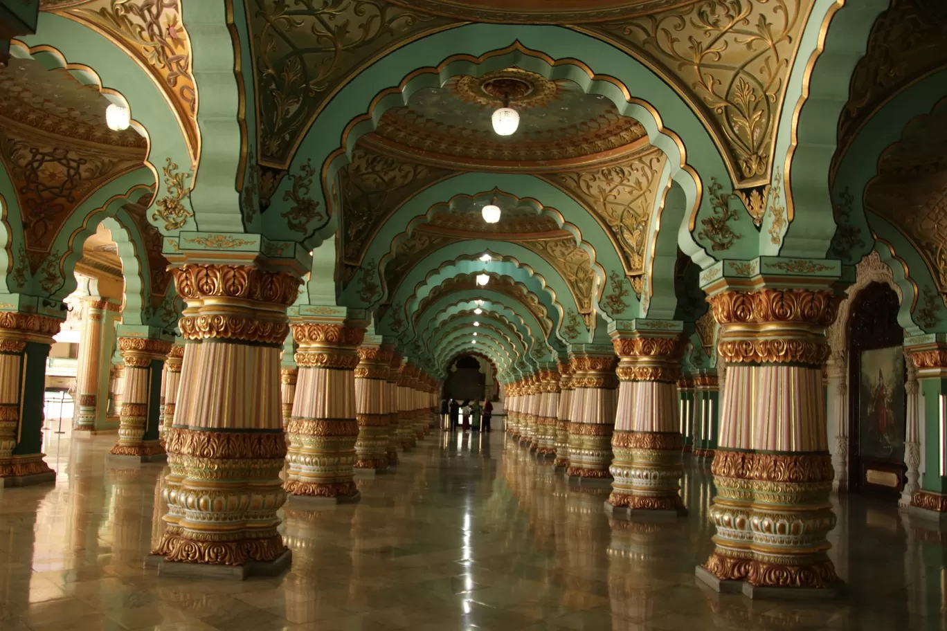 Photo of Mysore Palace By Sheetal Vibhuti escapingsoul.in