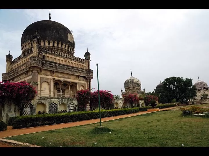 Photo of Qutub Shahi Tombs By Sheetal Vibhuti escapingsoul.in