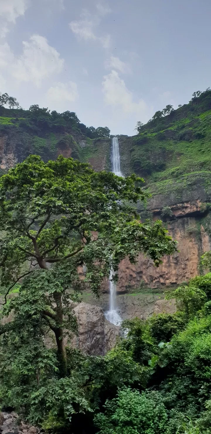 Photo of Dharkhora Waterfall By Chinmay Naidu
