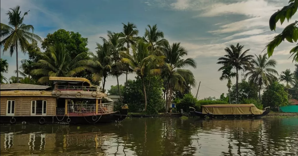 Photo of Alleppey By Renu Mahajan