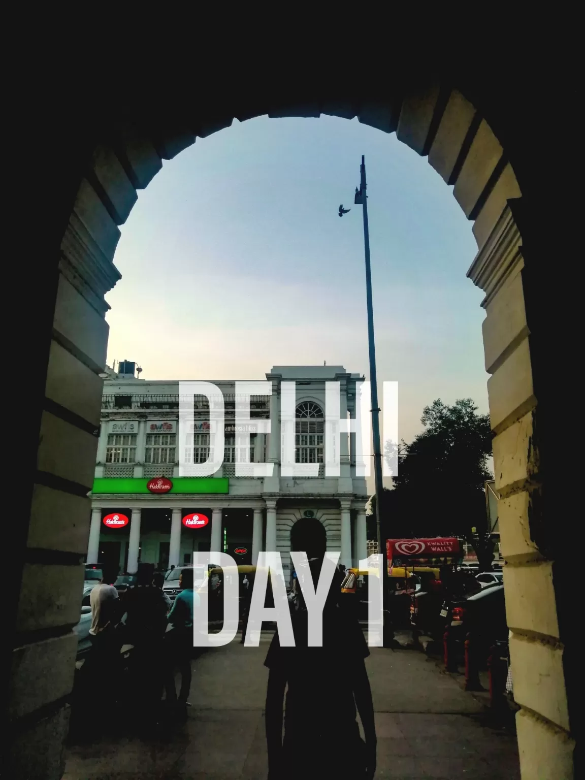 Photo of Delhi By Ameyzin