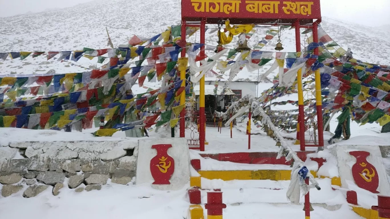 Photo of Changla Pass By Abhineet Singh