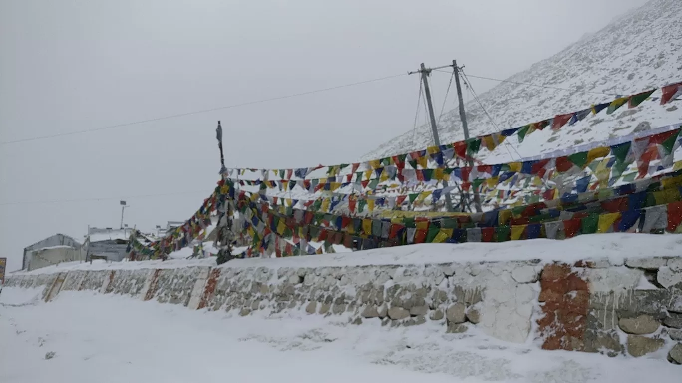 Photo of Changla Pass By Abhineet Singh