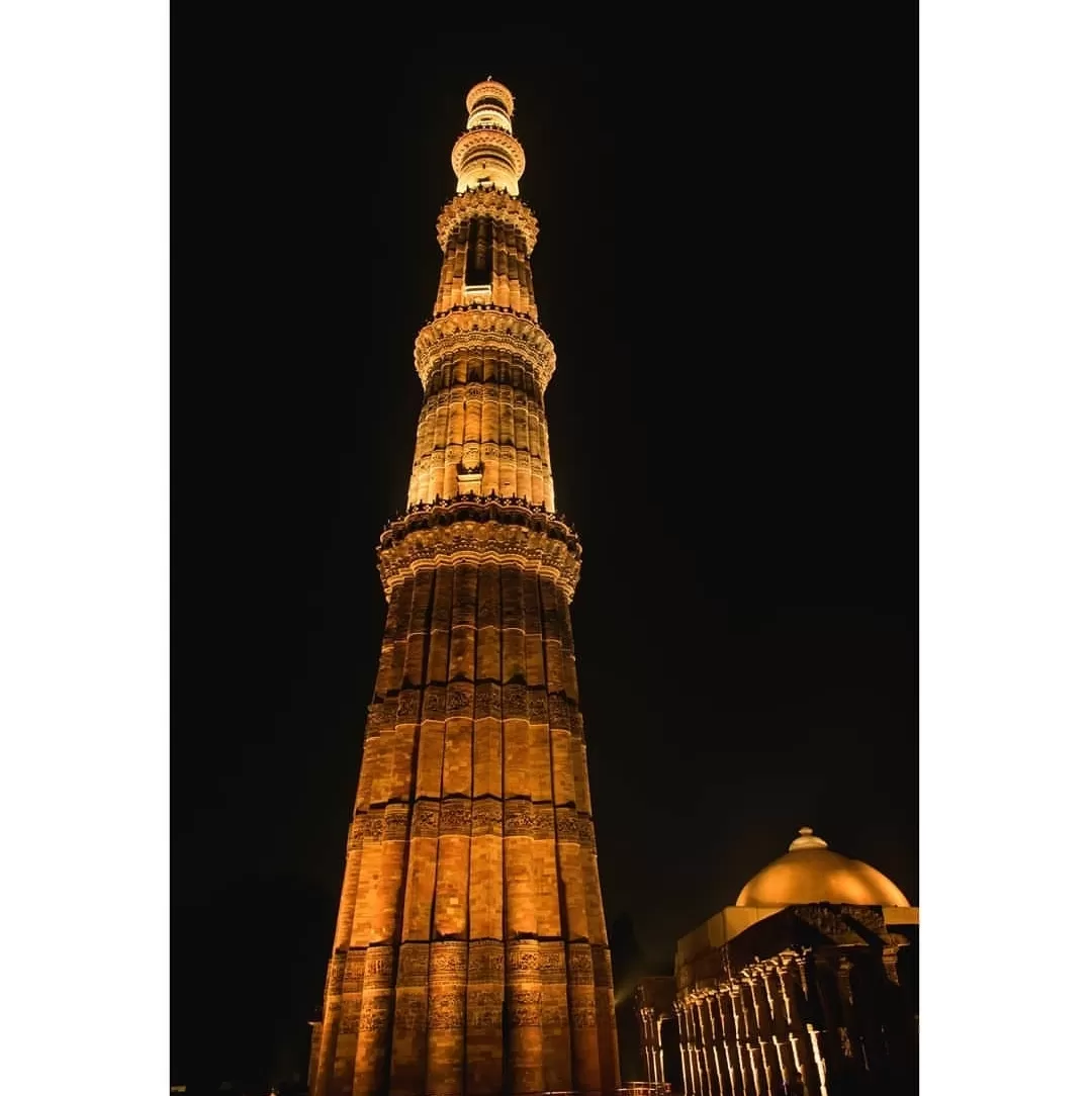 Photo of Qutub Minar By Aditya Kumar Sahoo