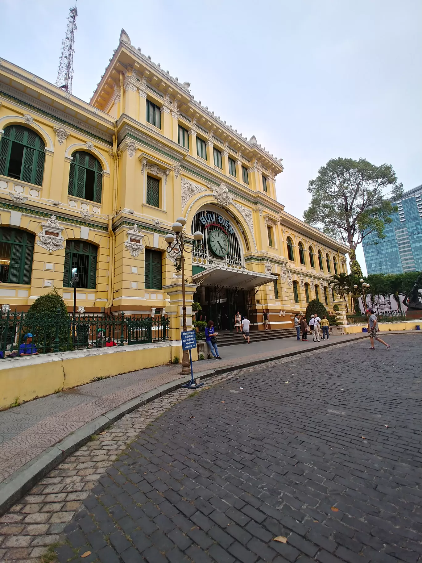 Photo of Saigon Post Office By Deepanshi Dhamija