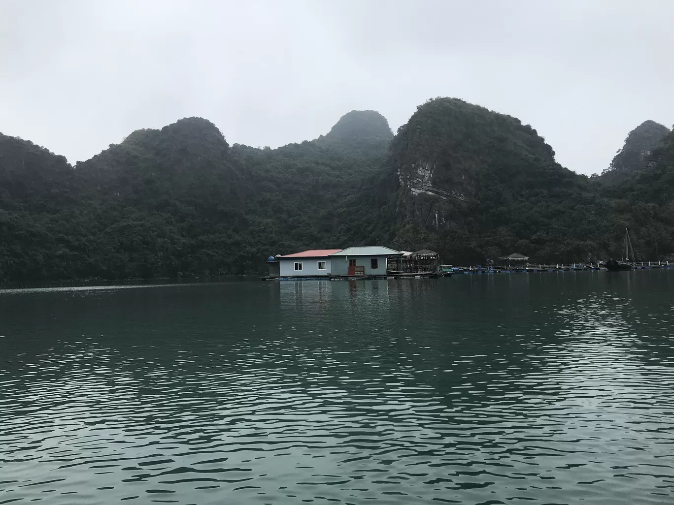 Photo of Cua Van Floating Village By Deepanshi Dhamija