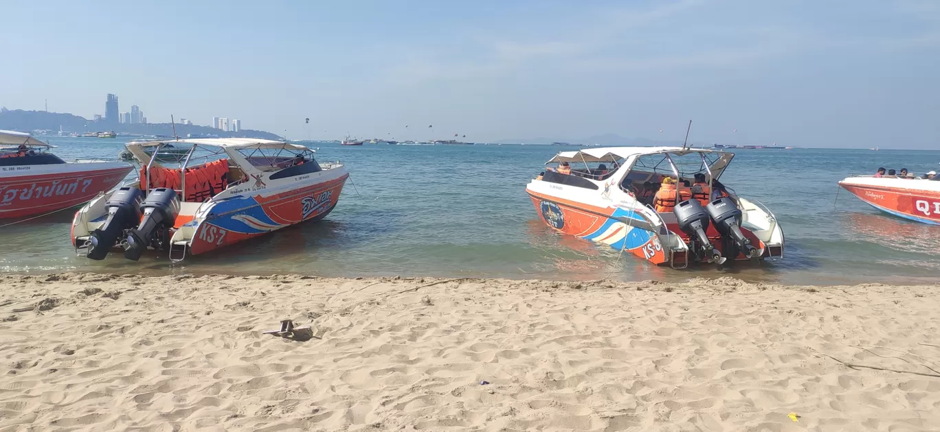 Photo of Pattaya Beach By Satvir Sharma