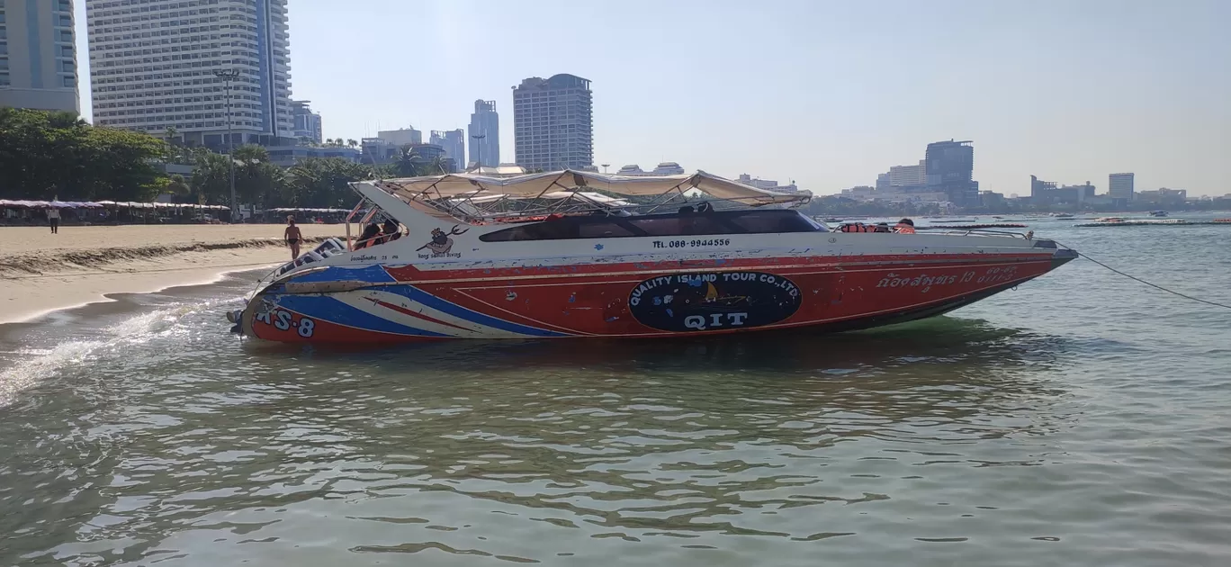 Photo of Pattaya Beach By Satvir Sharma