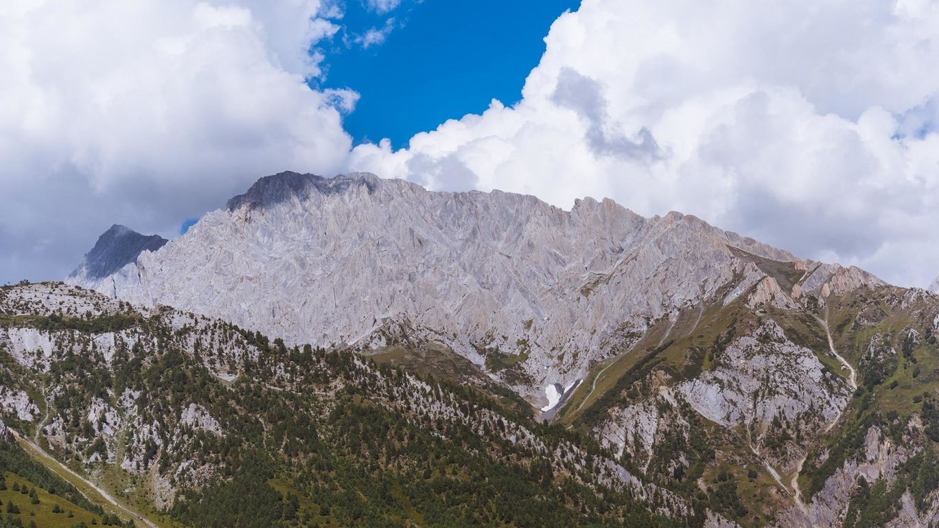 Photo of Kashmir By Gaurav Sharma