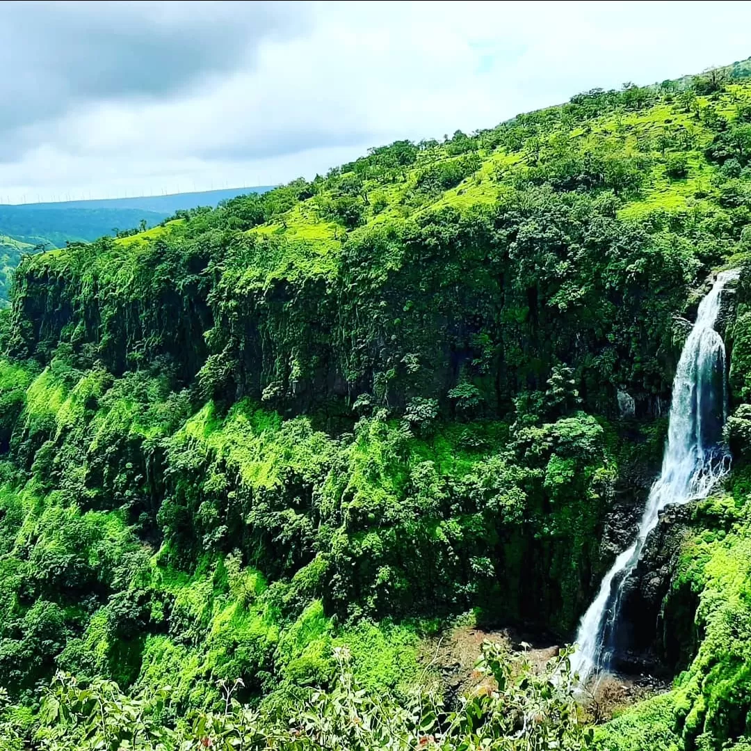 Photo of Thoseghar Waterfalls By tushar raje