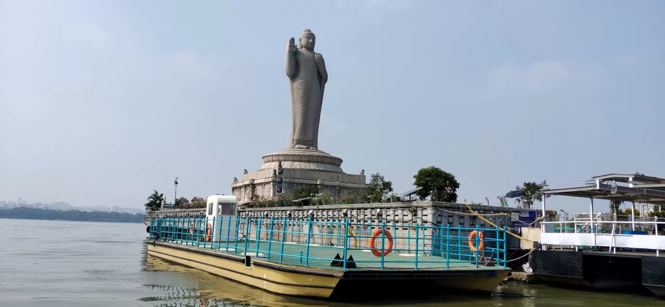 Photo of Hussain Sagar Lake By Thakur Pankaj