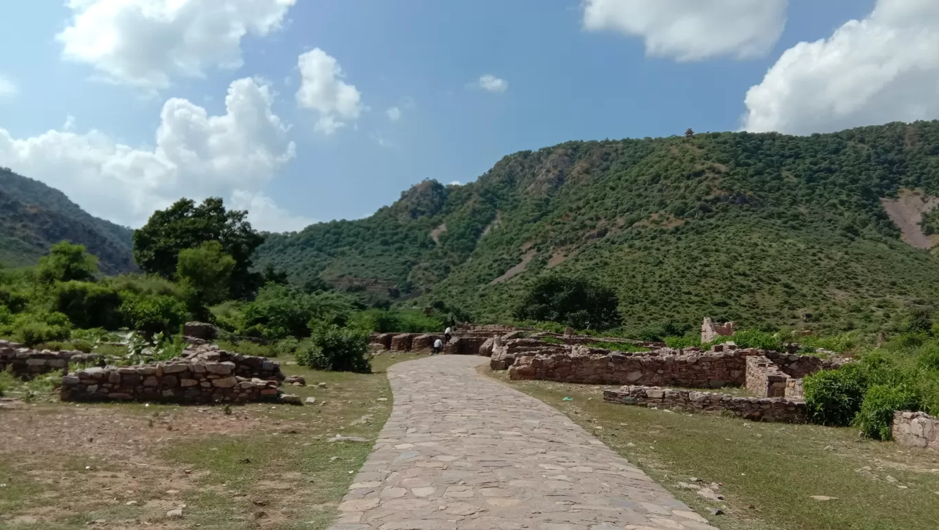 Photo of Bhangarh Fort By Navdeep kaushik