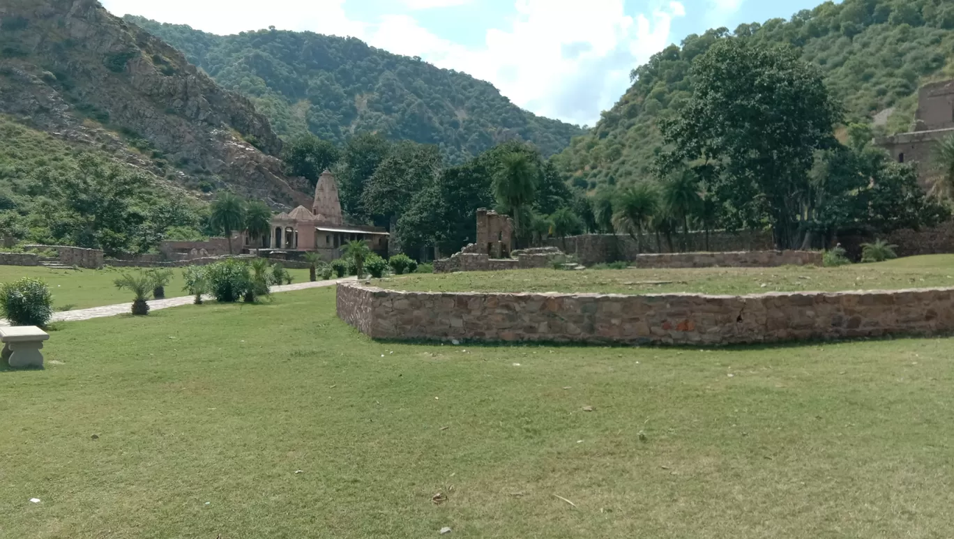 Photo of Bhangarh Fort By Navdeep kaushik