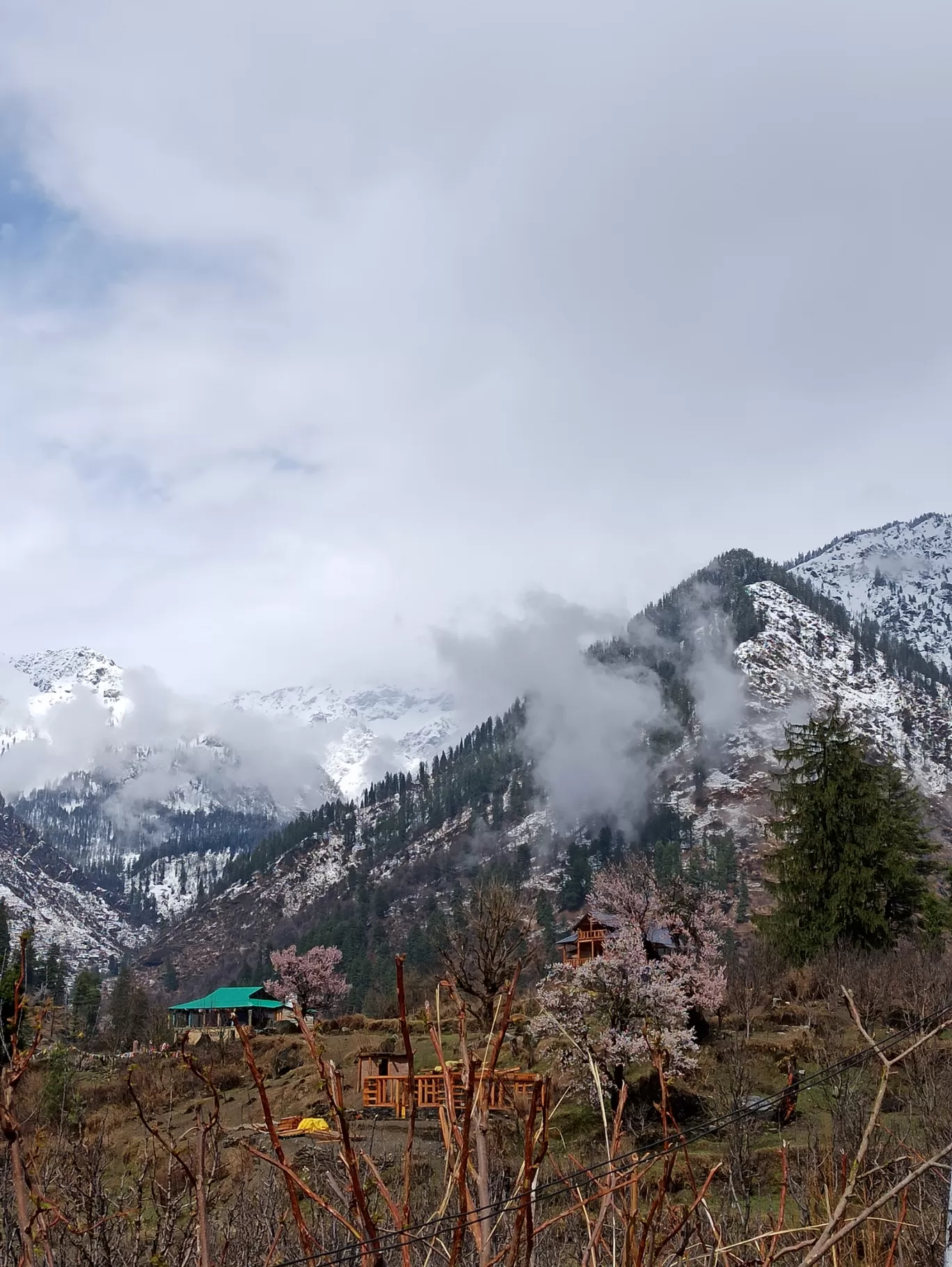 Photo of Kasol Sosan By yogesh takawane (Yogi)