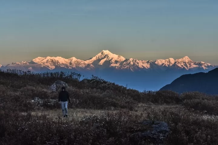 Photo of Kanchenjunga By Debanjan Das