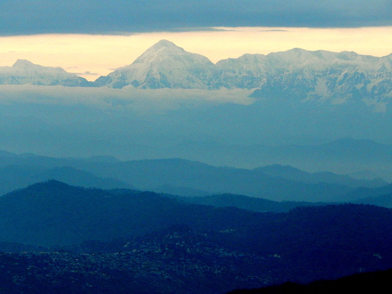 Photo of An evening in Mukteshwar By Raunak Upadhyay