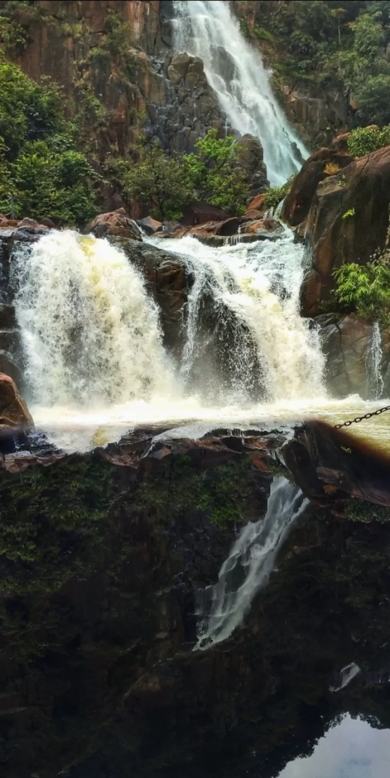 Photo of Lodh Waterfalls By Shail Tirkey