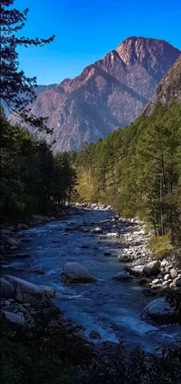 Photo of Mountain View By Rupali Kharbanda