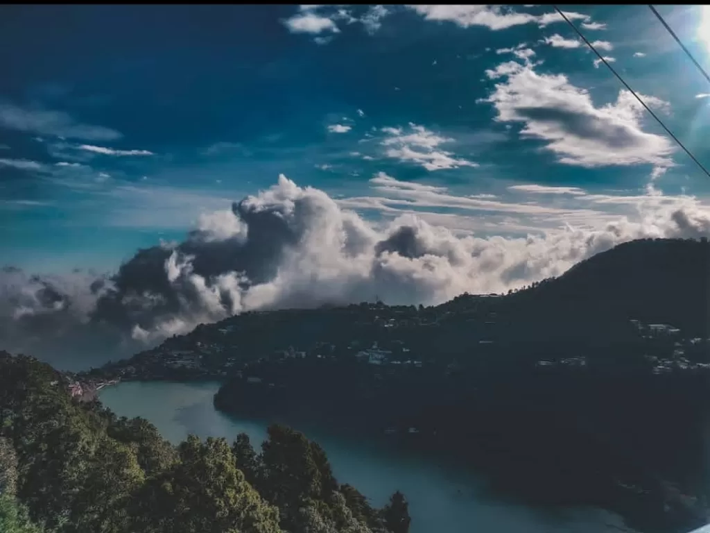 Photo of Mountain View By Rupali Kharbanda