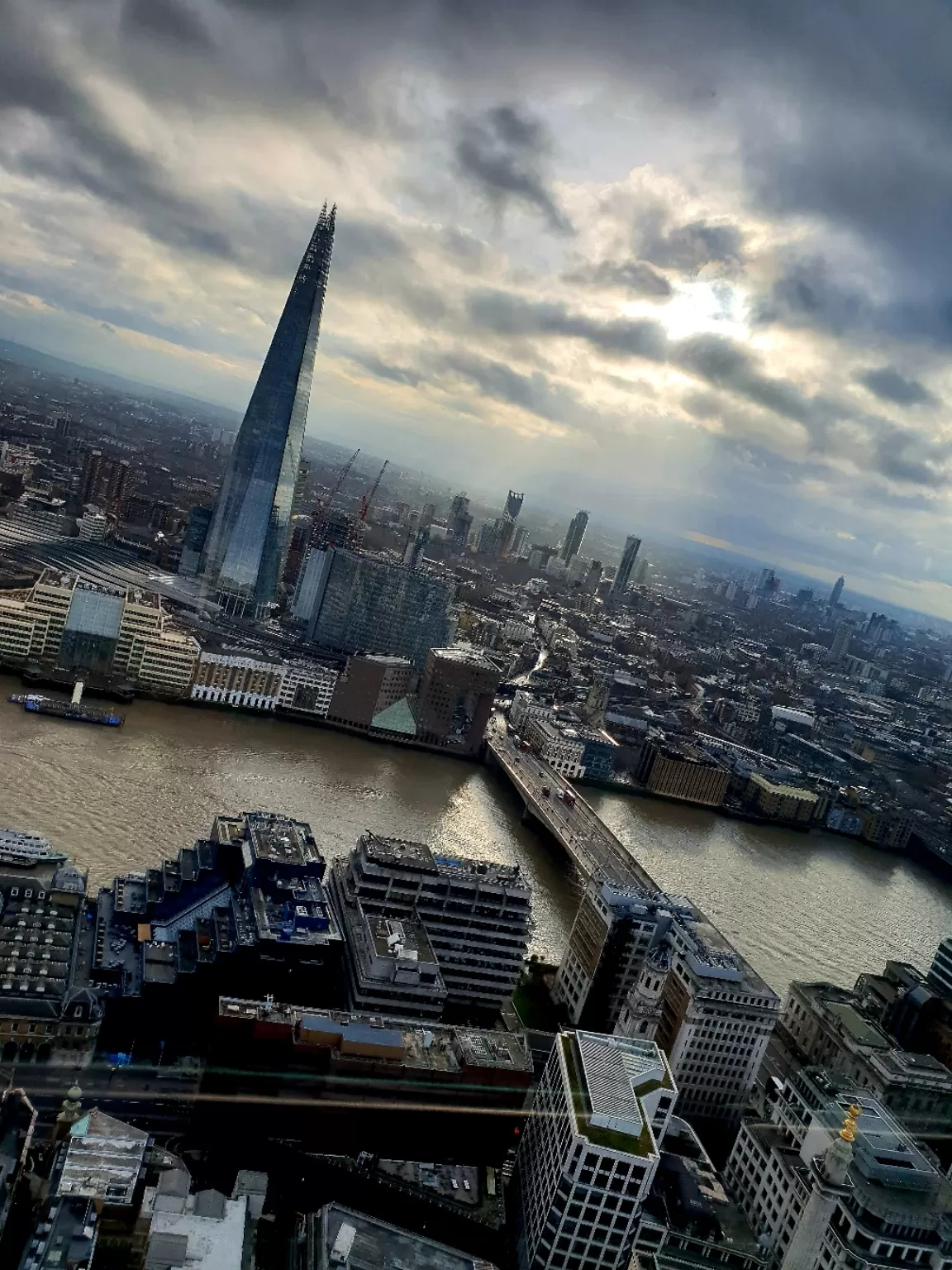 Photo of London By The Traveler