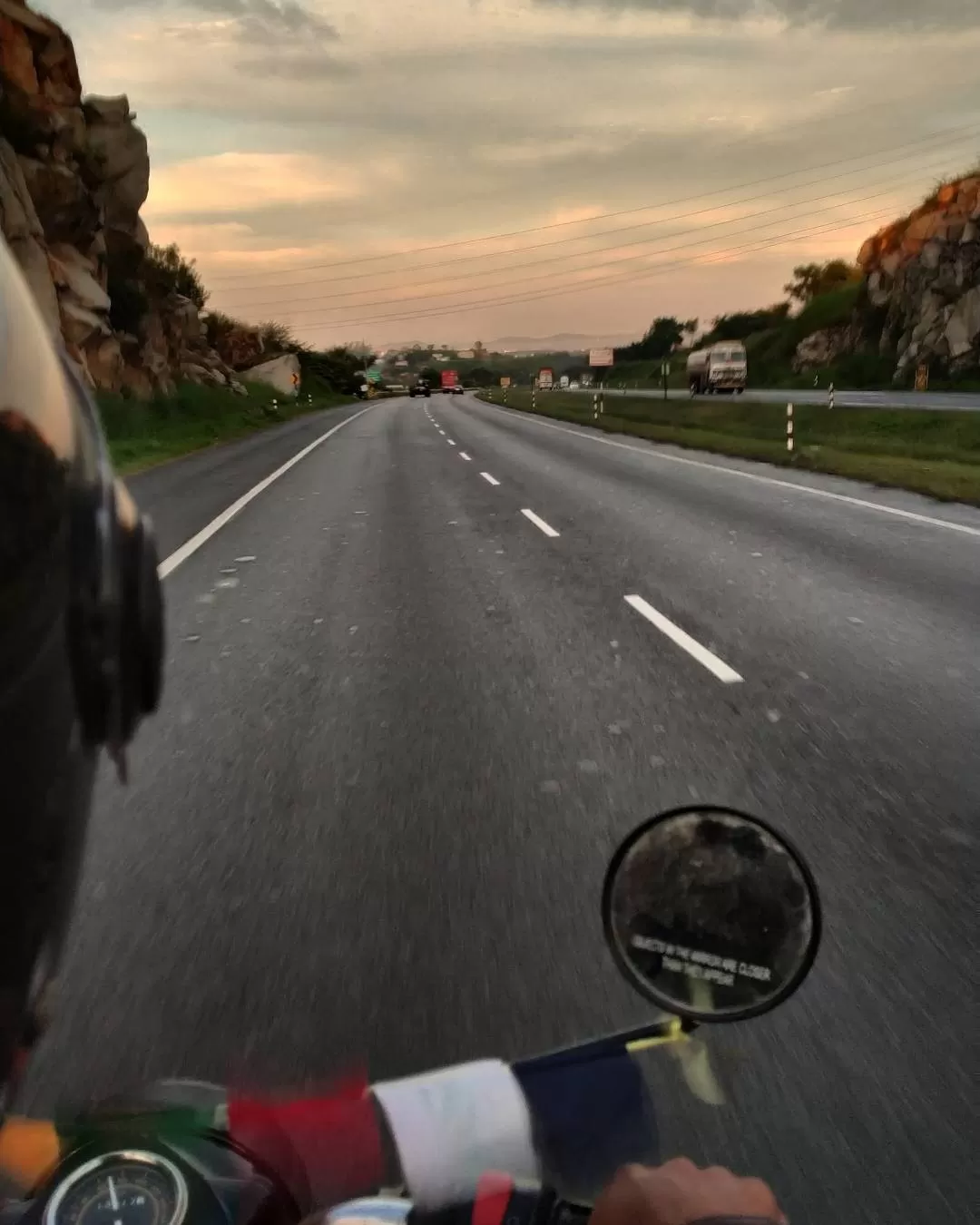 Photo of Banglore - Mysore Road By Govind Krishna