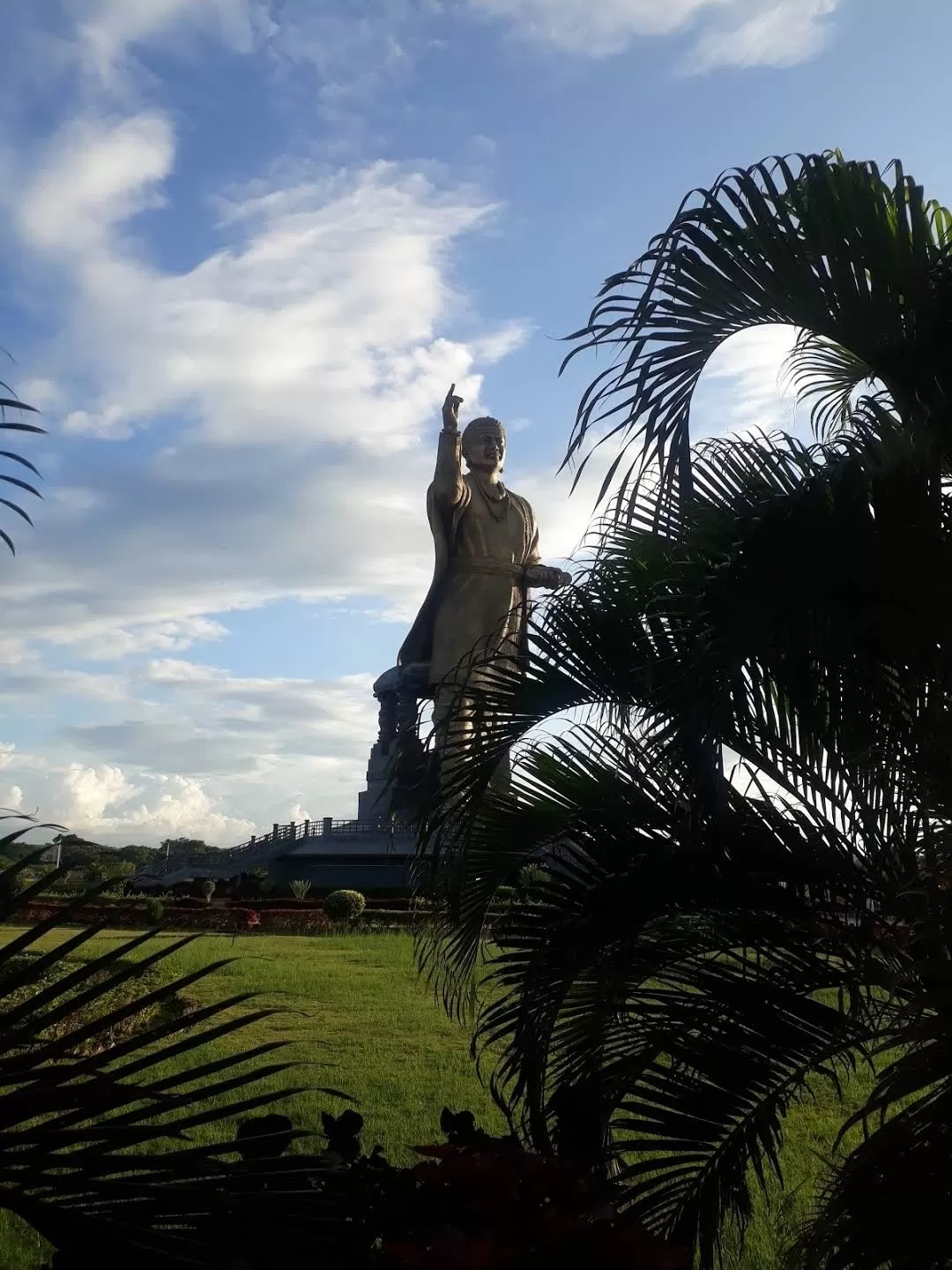 Photo of Basaveshwara statue By nusta traveller