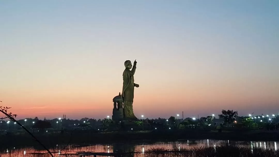 Photo of Basaveshwara statue By nusta traveller