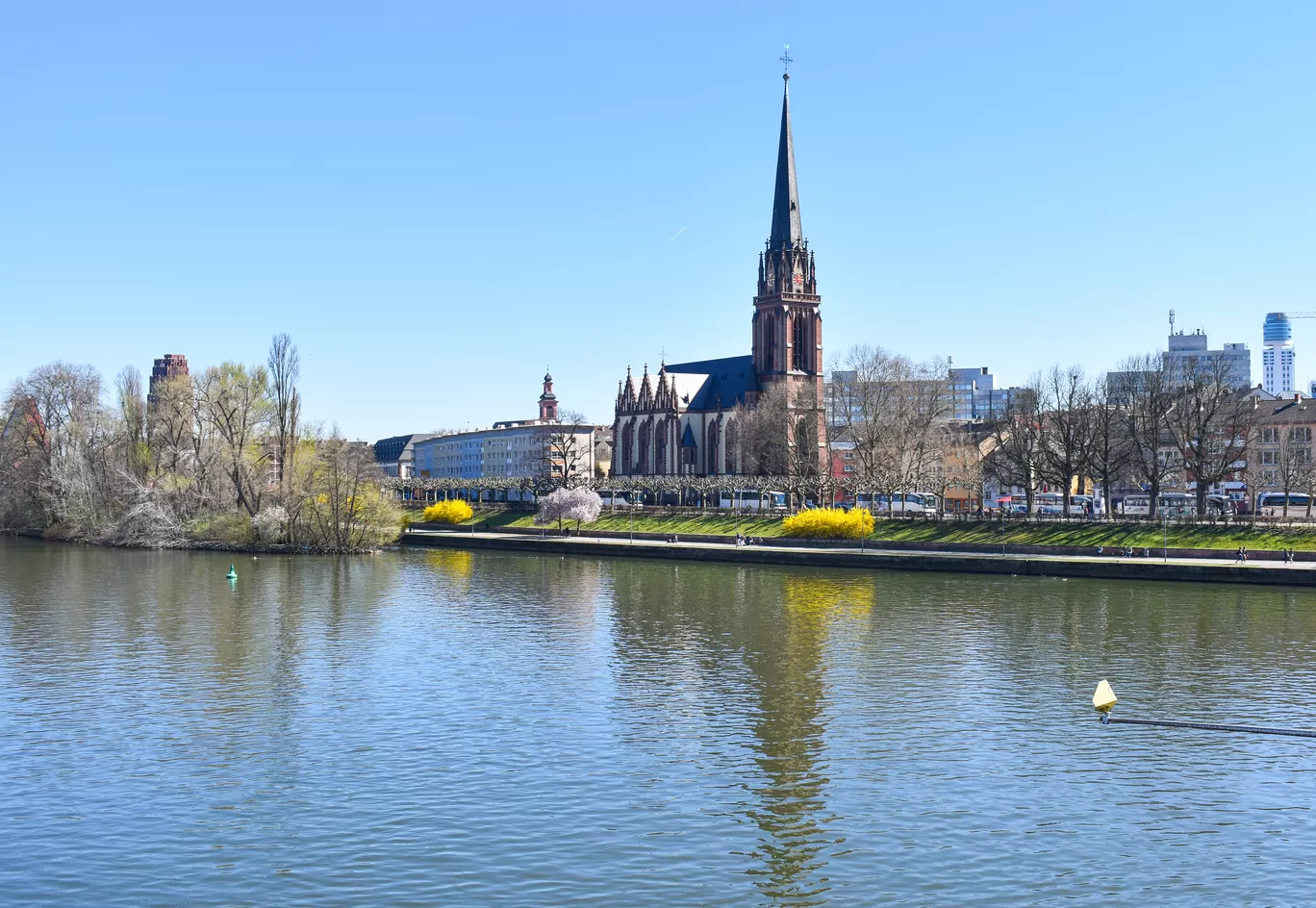Photo of Frankfurt By Naman_kumar