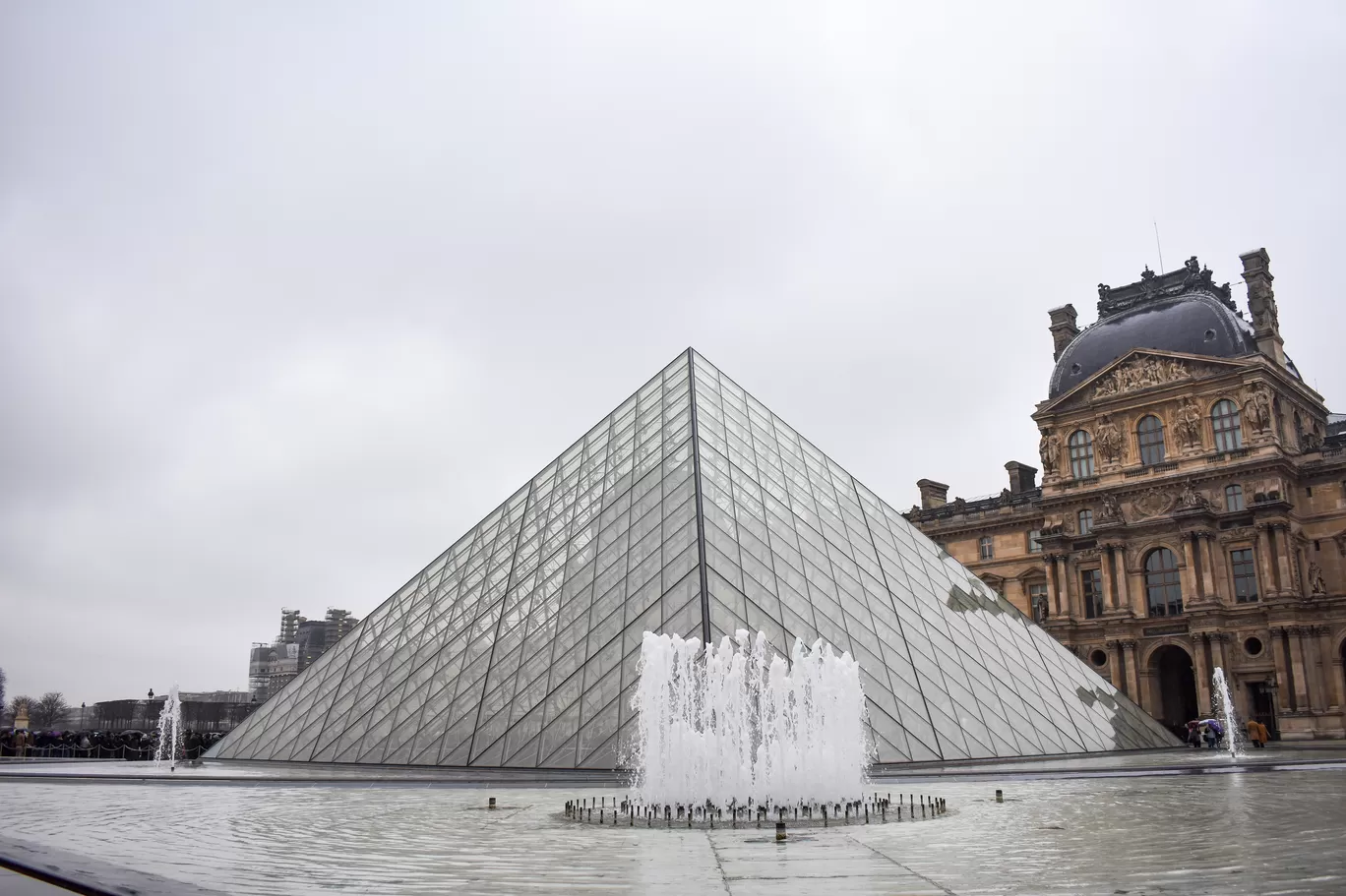 Photo of Louvre Museum By Naman_kumar