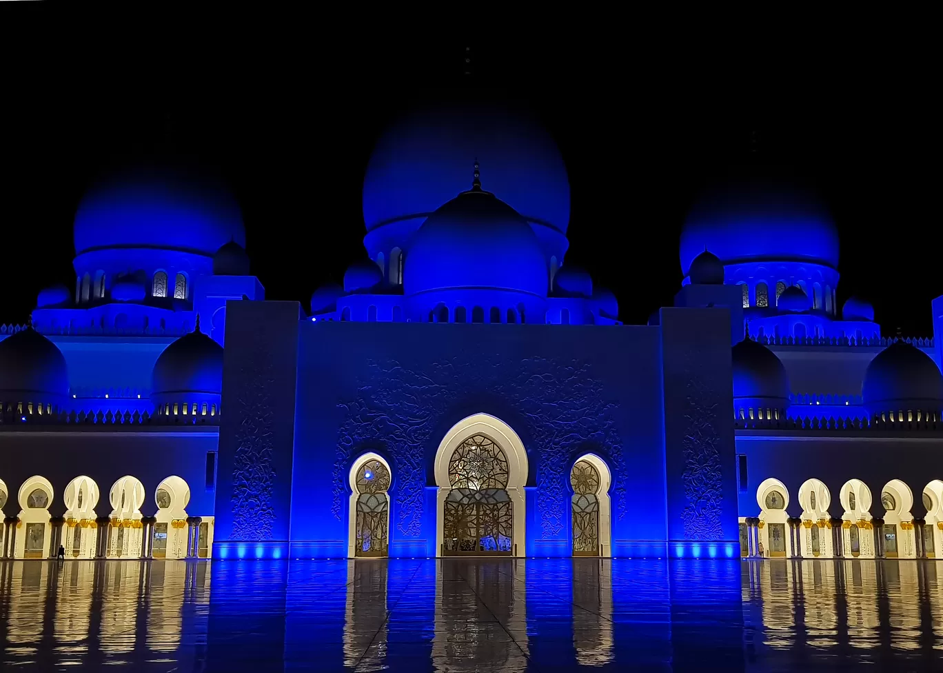 Photo of Abu Dhabi By Naman_kumar