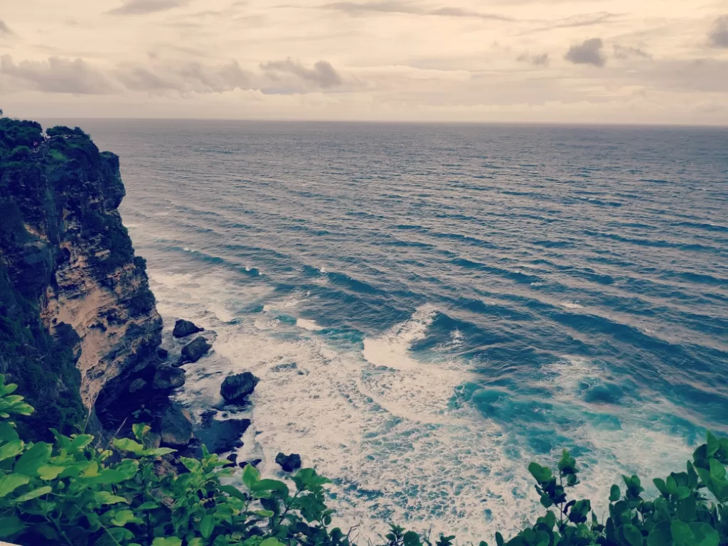 Photo of Uluwatu Temple By surabhi