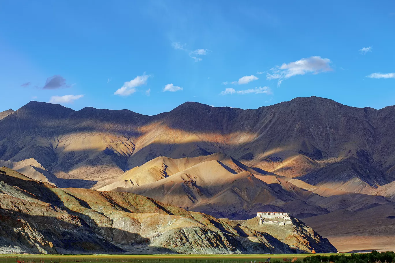Photo of Ladakh By Vishwesh Behere