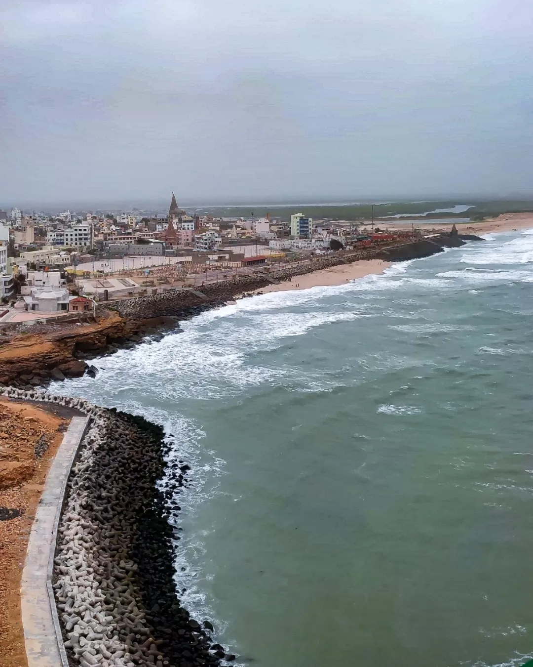 Photo of Dwarka Lighthouse By Viralthewanderor