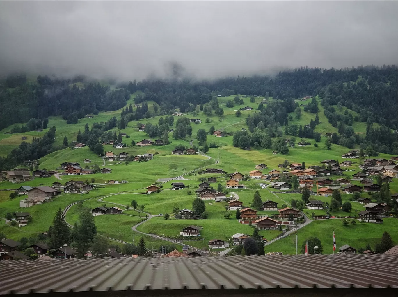 Photo of Lauterbrunnen By Aditya Tambe