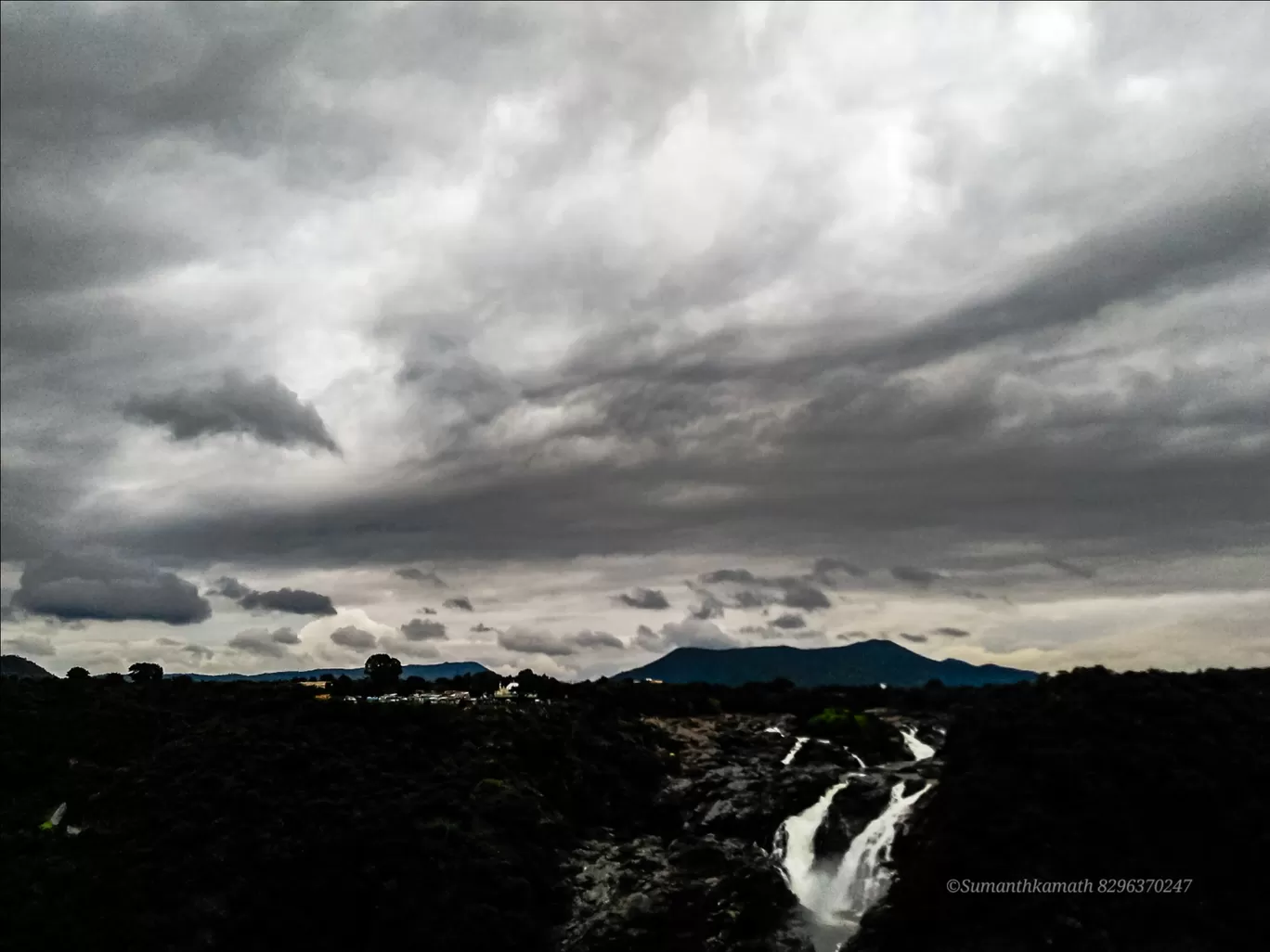 Photo of Gaganachukki Water Falls By sumanth kamath