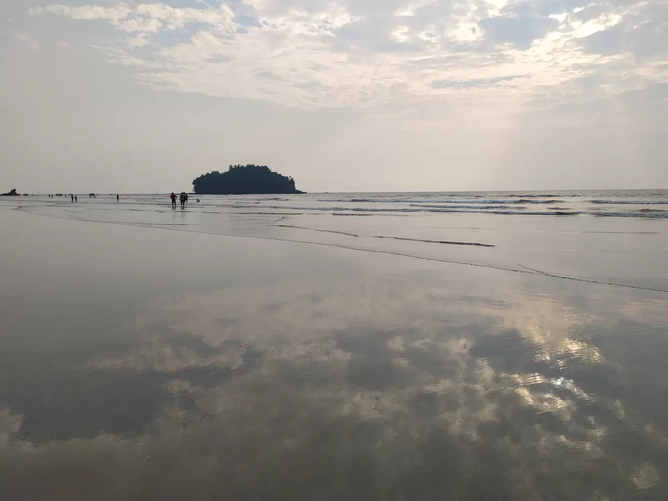 Photo of Dharmadam Beach By anusridivakaran