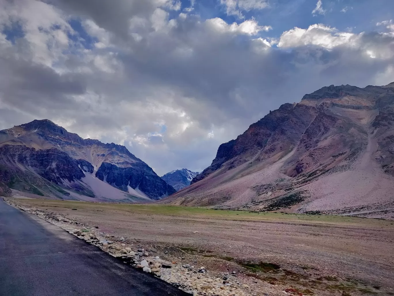 Photo of LEH LADAKH By Sagar Bapardekar